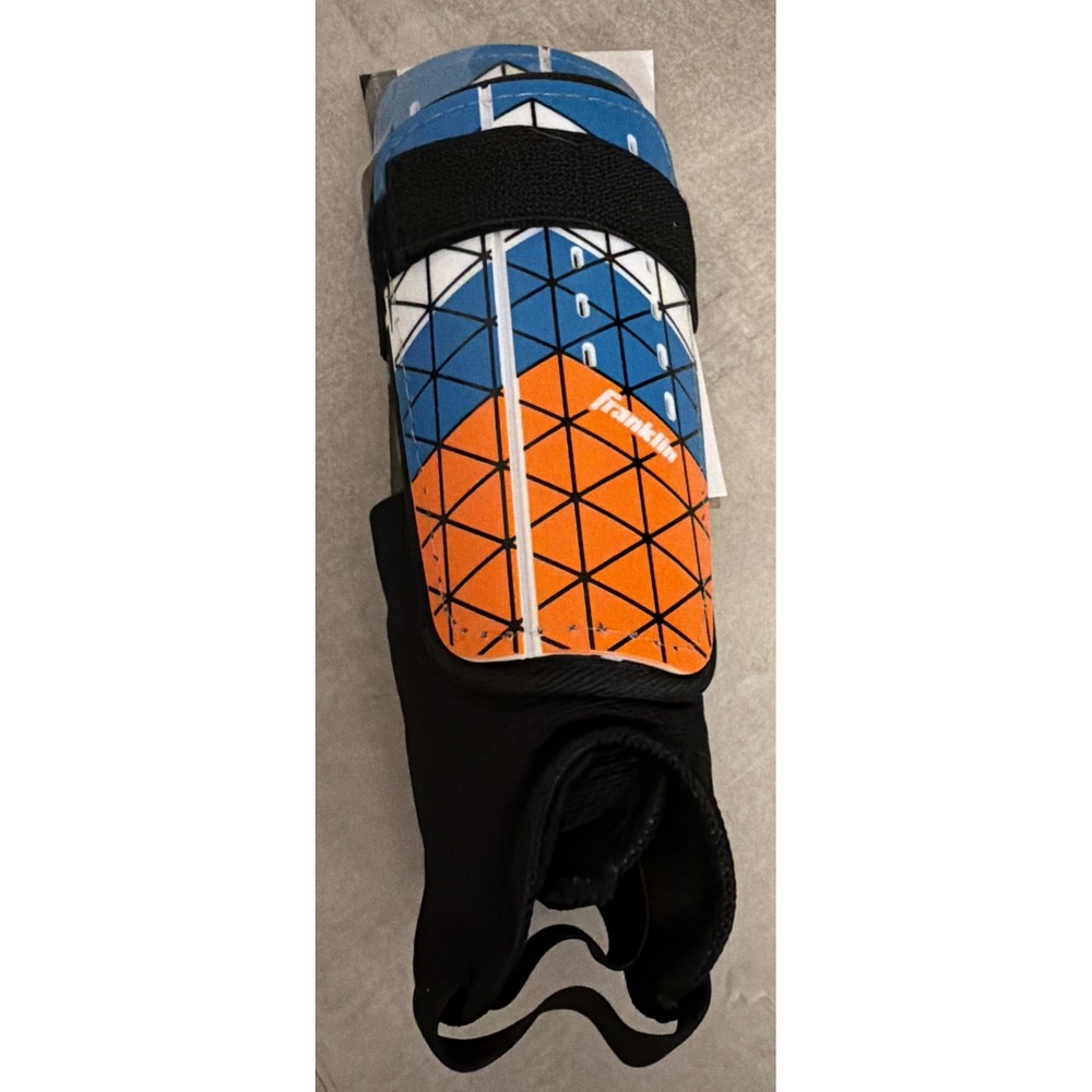 Franklin Sports Field Master Kids Small Shin Guards 2pk Blue/Orange.  4ft 7in